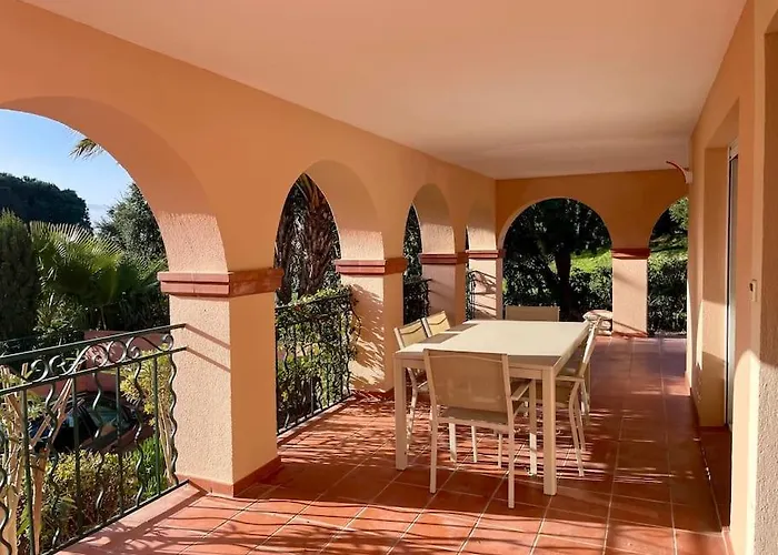 49 Hameau Des Greens *