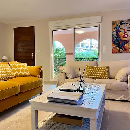 49 Hameau Des Greens