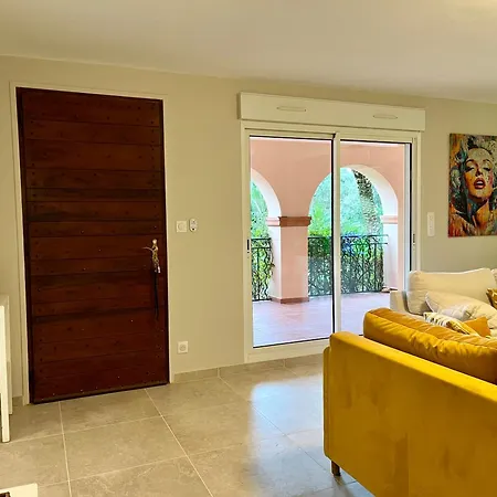 49 Hameau Des Greens بيت للعطل