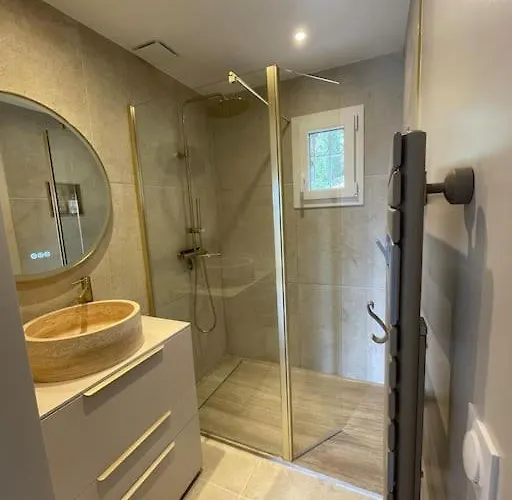 49 Hameau Des Greens