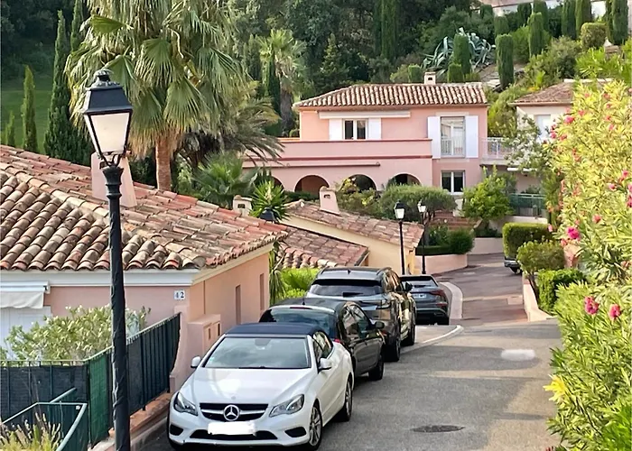 بيت للعطل 49 Hameau Des Greens